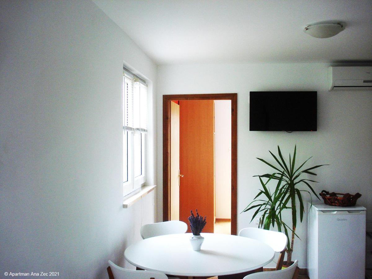 Apartments Zec Brzac Extérieur photo
